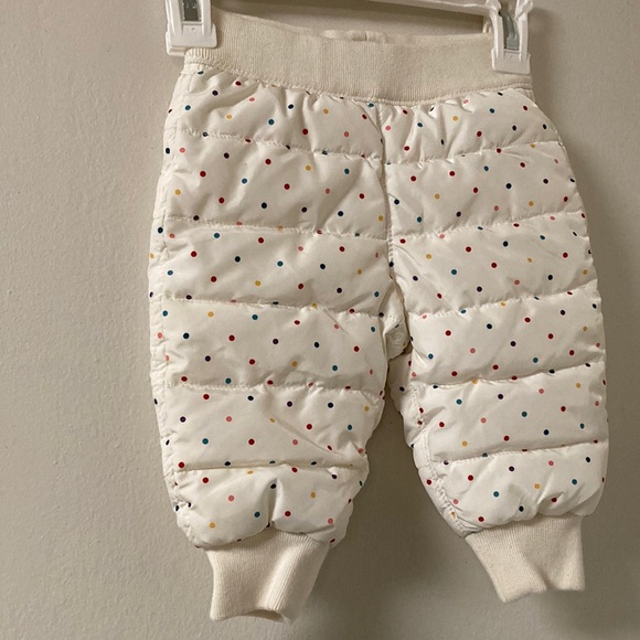 Baby Gap Polka Dot Puffer Pant - Picture 6 of 6